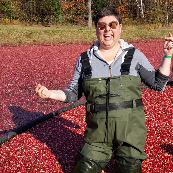 Meet your Posher, April - Picture 4 of 6